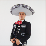 Cantante de mariachi José González